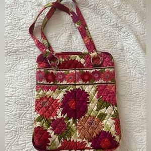 Vera Bradley Vera Hello Dahlia Perfect Pocket Tote Bag